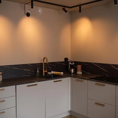 Penthouse, Heart Of Center, High Standard *