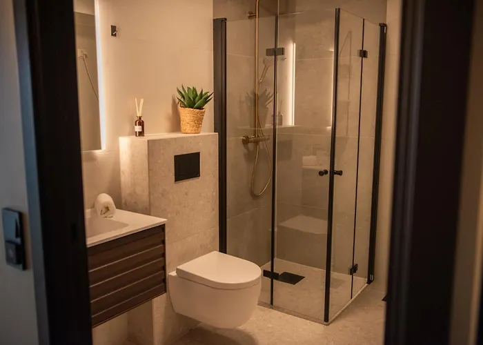 Penthouse, Heart Of Center, High Standard