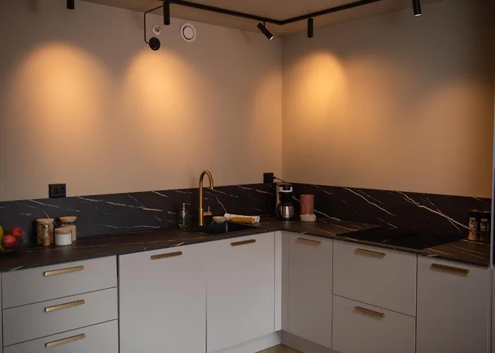 Penthouse, Heart Of Center, High Standard *