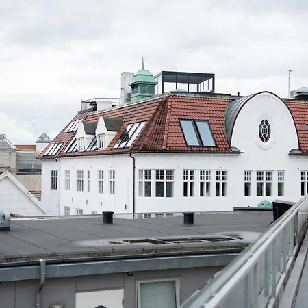 Penthouse, Heart Of Center, High Standard Appartement *