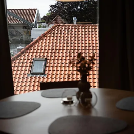 Penthouse, Heart Of Center, High Standard Apartman *