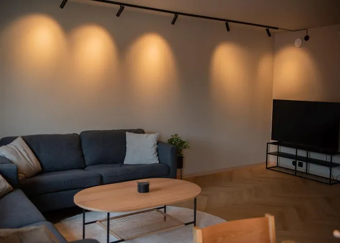 Penthouse, Heart Of Center, High Standard Appartement