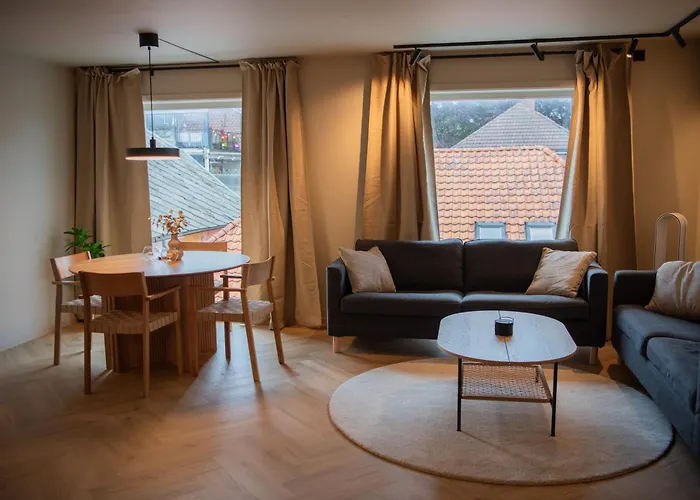 Penthouse, Heart Of Center, High Standard Appartement